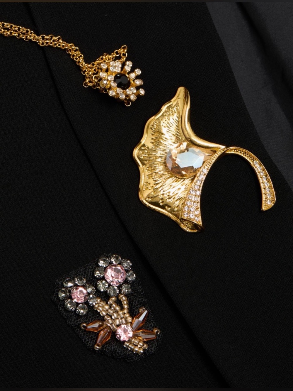 Cinq a Sept Cheyenne Brooches Blazer - Picture 10 of 13